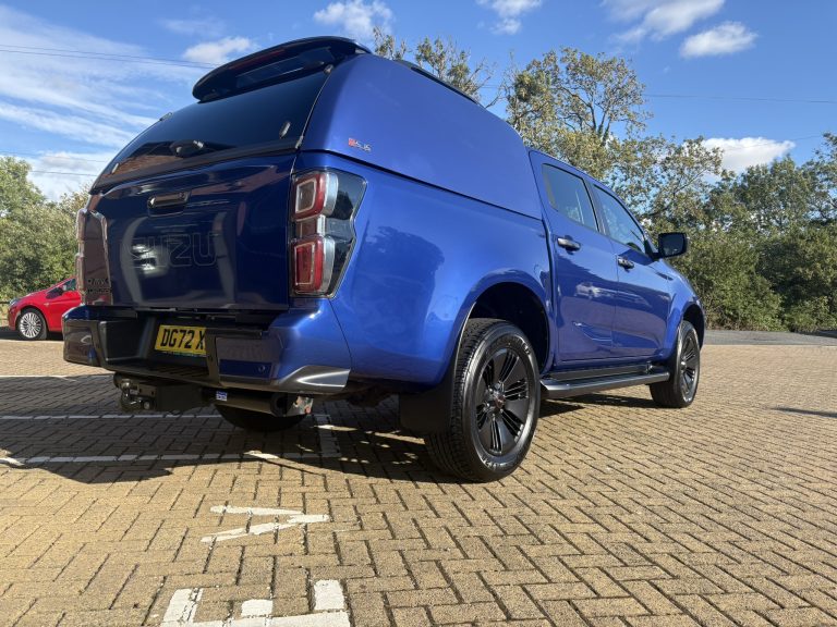 2022  Isuzu D-Max 1.9 TD V-Cross 4WD Euro 6