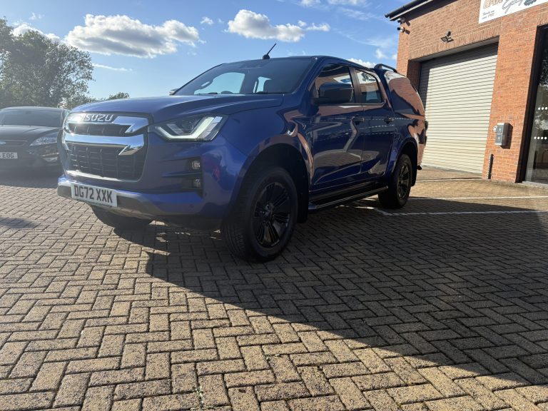2022  Isuzu D-Max 1.9 TD V-Cross 4WD Euro 6